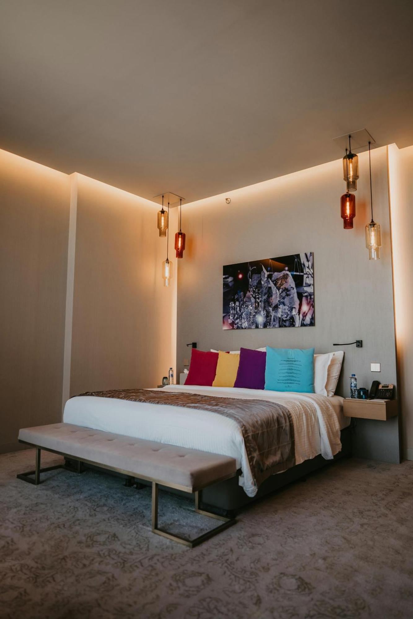 Tark Plaza Delhi Airport Hotel *